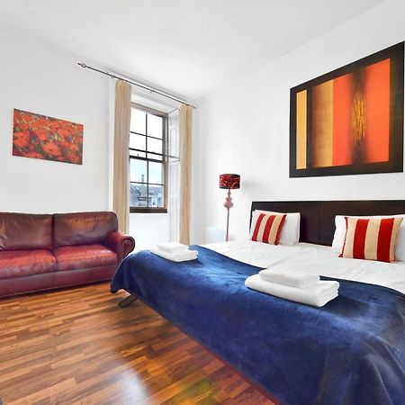Apartmán Royal Mile View Edinburgh Exteriér fotografie